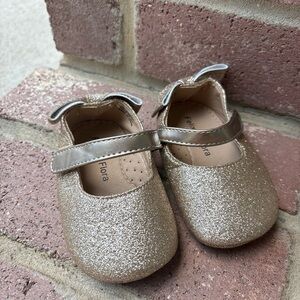 Felix & Flora Gold Glitter Girls Dress Shoes